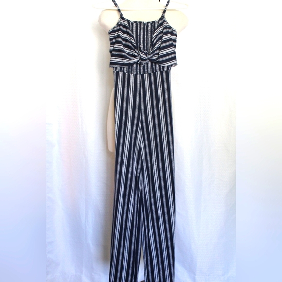 No Boundaries Pants - No Boundaries Navy & White Striped Romper Pants – Size XS